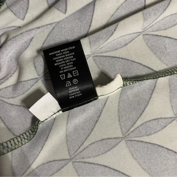 Ann Taylor Navy Leaf Print Wrap Dress size 10 - Picture 12 of 13